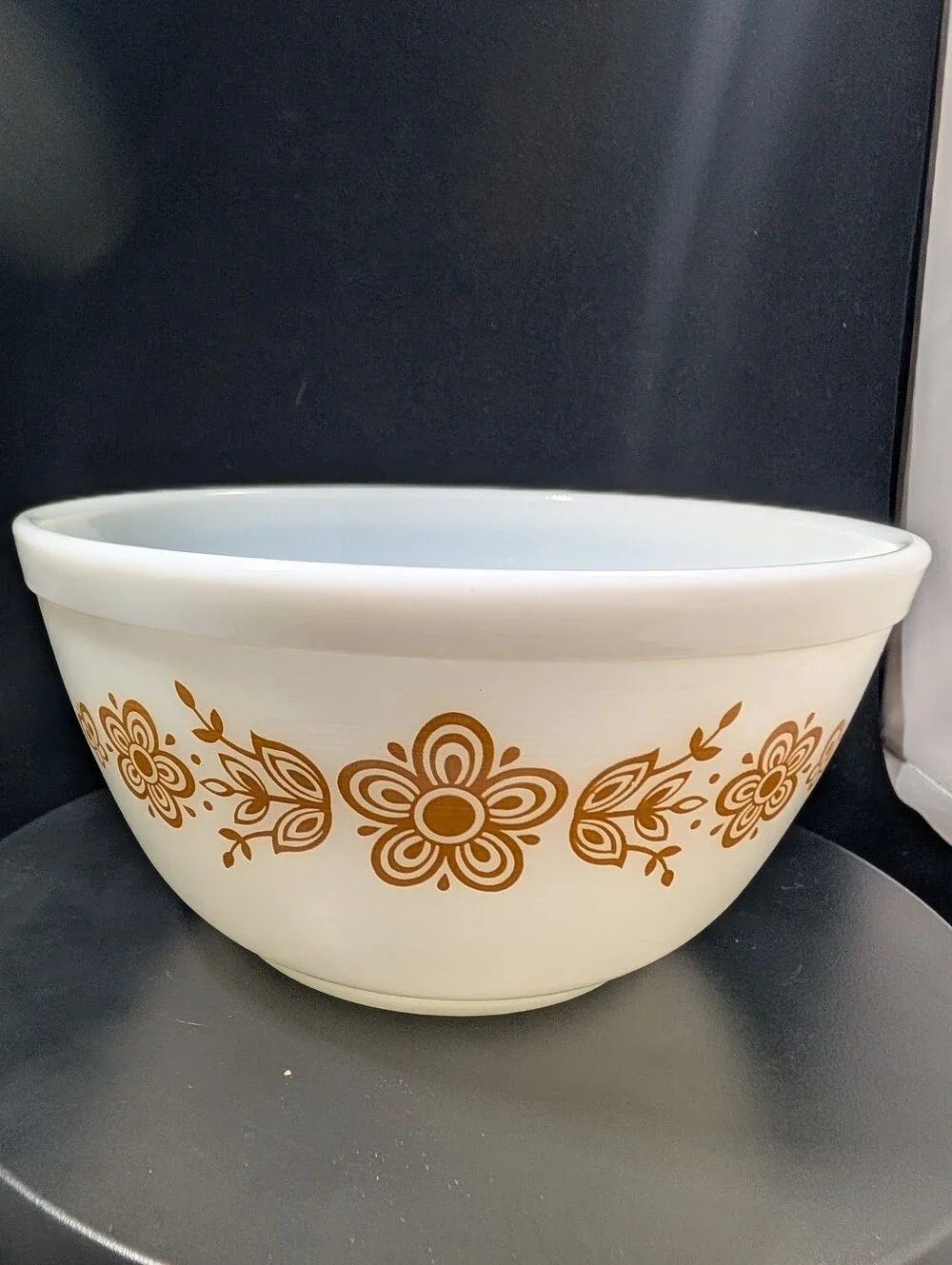 Pyrex Vintage Gold Butterfly Design